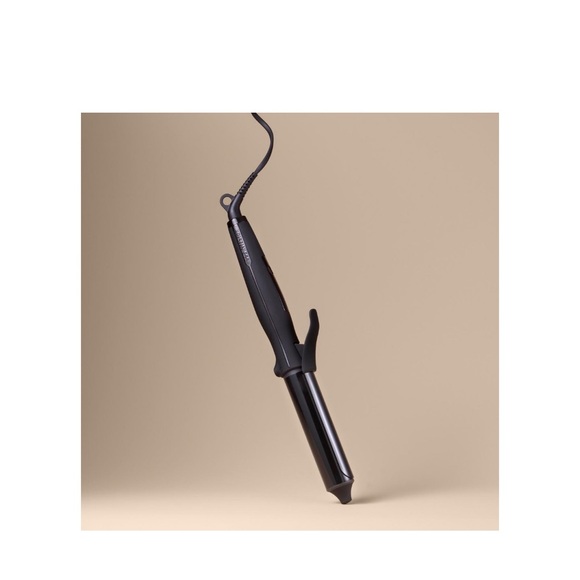 Kristin ess curling iron never used - Picture 3 of 3